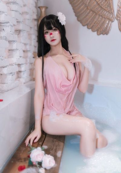 草莓国产视频免费观看_高清高清在线