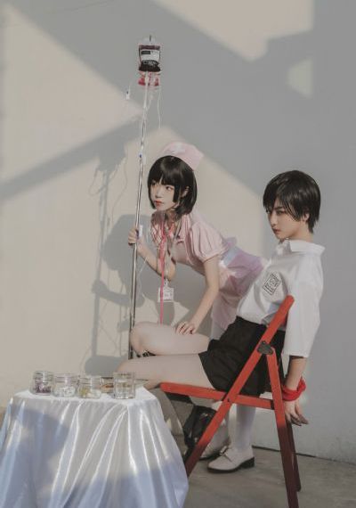 欧美时尚女装打底衣_蓝光高清在线观看