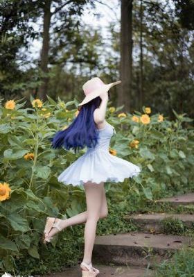 欧美森女系女生头像_超清电影免费在线