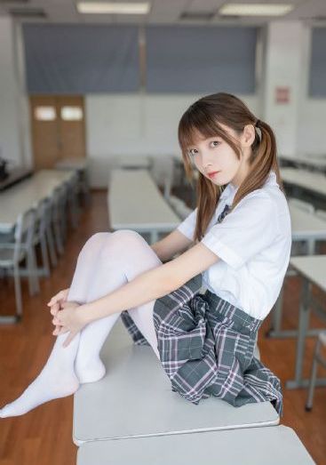 日韩经典午夜电影天堂卡一卡二卡三_HD全集免费播放